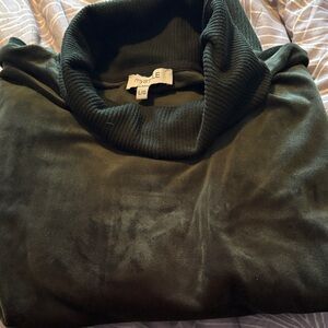 Mystic Forest Green Women's Turtleneck Sweater